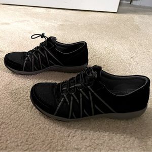 Dansko Sneakers